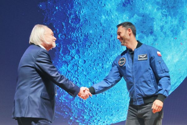 Astronauta Sławosz Uznański-Wiśniewski na UMK (Aula UMK, 20.11.2025) [fot. Andrzej Romański] Kliknij, aby powiększyć zdjęcie