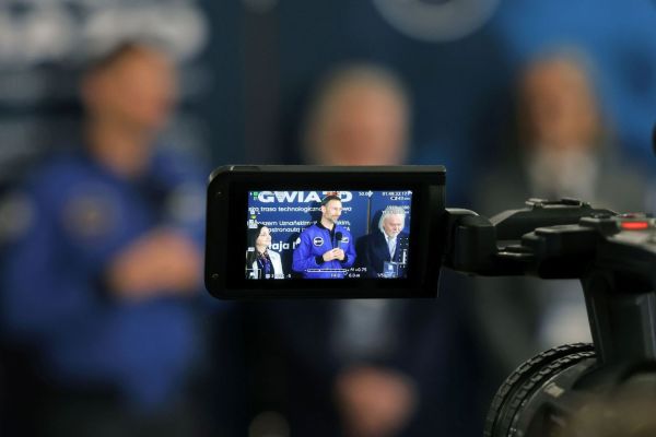 Astronauta Sławosz Uznański-Wiśniewski na UMK (Aula UMK, 20.11.2025) [fot. Andrzej Romański] Kliknij, aby powiększyć zdjęcie