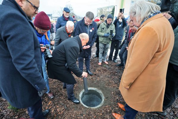 Rondo Toruńskich Polarników uroczystość nadania imienia (3.12.2025) [fot. Andrzej Romański] Kliknij, aby powiększyć zdjęcie