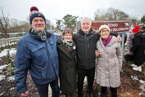 Rondo Toruńskich Polarników uroczystość nadania imienia (3.12.2025) [fot. Andrzej Romański] Kliknij, aby powiększyć zdjęcie