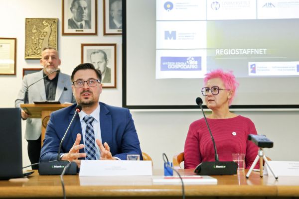  Click to enlarge image