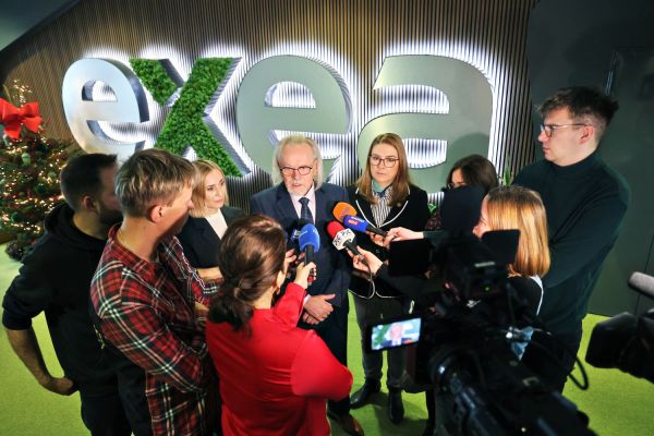 Umowa z firmą EXEA (9.12.2025) [fot. Andrzej Romański] Kliknij, aby powiększyć zdjęcie