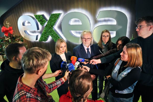 Umowa z firmą EXEA (9.12.2025) [fot. Andrzej Romański] Kliknij, aby powiększyć zdjęcie