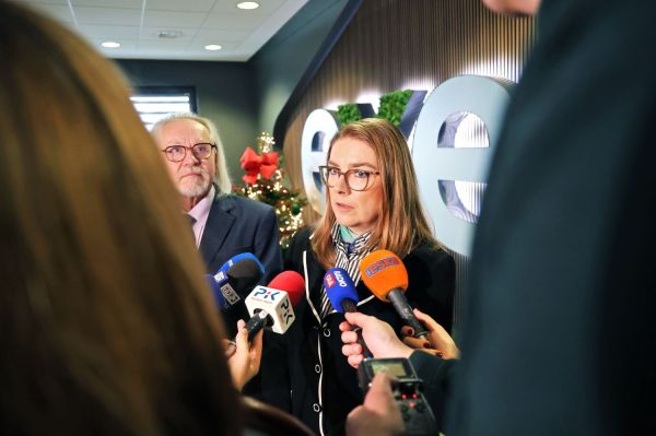 Umowa z firmą EXEA (9.12.2025) [fot. Andrzej Romański] Kliknij, aby powiększyć zdjęcie