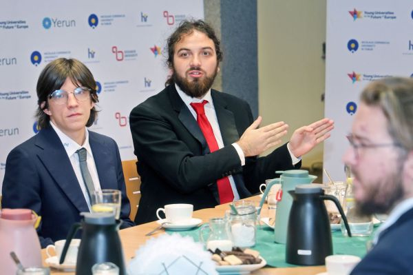  Kliknij, aby powiększyć zdjęcie