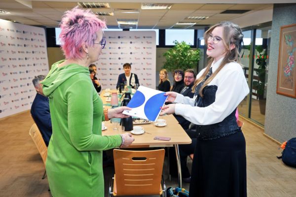  Kliknij, aby powiększyć zdjęcie