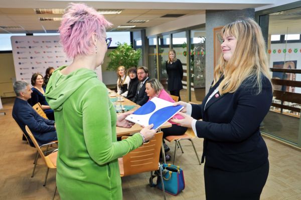  Kliknij, aby powiększyć zdjęcie