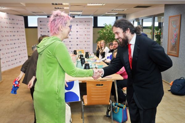  Kliknij, aby powiększyć zdjęcie