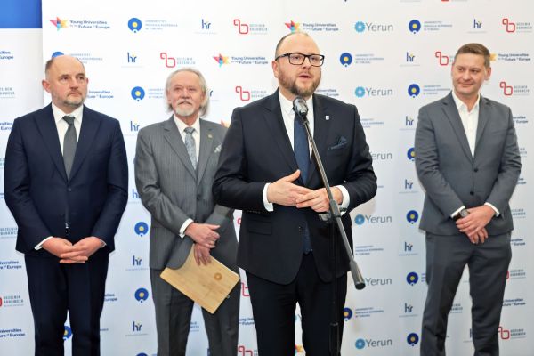 Spotkanie noworoczne władz UMK, miasta i województwa (Collegium Maximum, 13.01.2026) [fot. Andrzej Romański] Kliknij, aby powiększyć zdjęcie