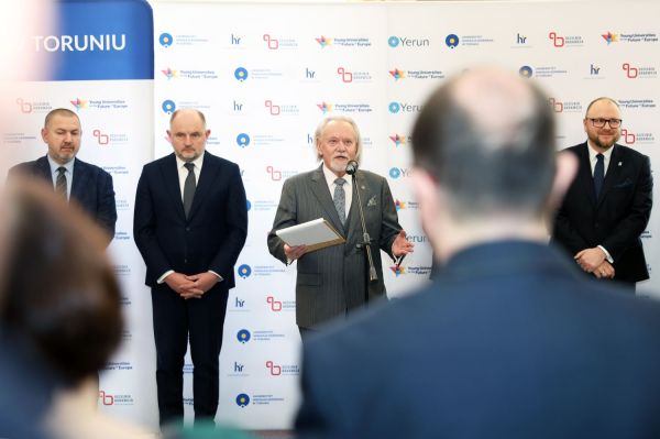 Spotkanie noworoczne władz UMK, miasta i województwa (Collegium Maximum, 13.01.2026) [fot. Andrzej Romański] Kliknij, aby powiększyć zdjęcie