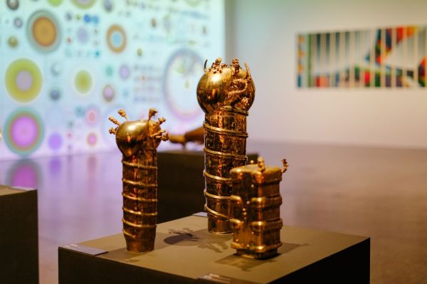 Wernisaż wystawy Stefan Knapp – alchemik i wizjoner [fot. Katarzyna Szymańska / Centrum Sztuki Współczesnej "Znaki Czasu" w Toruniu] Kliknij, aby powiększyć zdjęcie