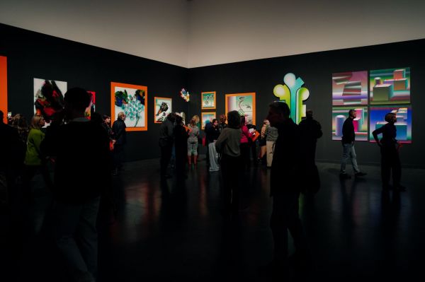 Wernisaż wystawy Stefan Knapp – alchemik i wizjoner [fot. Katarzyna Szymańska / Centrum Sztuki Współczesnej "Znaki Czasu" w Toruniu] Kliknij, aby powiększyć zdjęcie