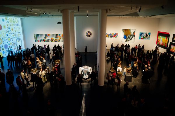 Wernisaż wystawy Stefan Knapp – alchemik i wizjoner [fot. Katarzyna Szymańska / Centrum Sztuki Współczesnej "Znaki Czasu" w Toruniu] Kliknij, aby powiększyć zdjęcie