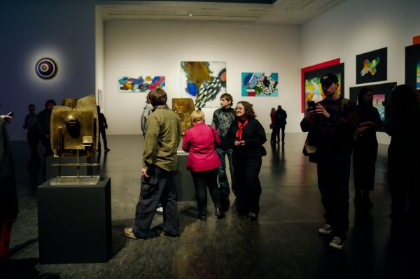 Wernisaż wystawy Stefan Knapp – alchemik i wizjoner [fot. Katarzyna Szymańska / Centrum Sztuki Współczesnej "Znaki Czasu" w Toruniu] Kliknij, aby powiększyć zdjęcie