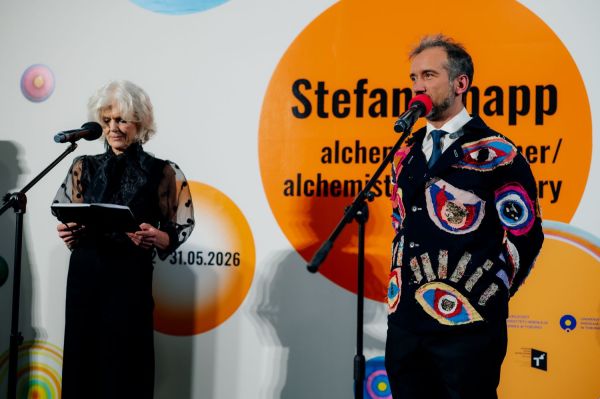 Wernisaż wystawy Stefan Knapp – alchemik i wizjoner [fot. Katarzyna Szymańska / Centrum Sztuki Współczesnej "Znaki Czasu" w Toruniu] Kliknij, aby powiększyć zdjęcie