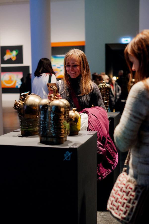 Wernisaż wystawy Stefan Knapp – alchemik i wizjoner [fot. Katarzyna Szymańska / Centrum Sztuki Współczesnej "Znaki Czasu" w Toruniu] Kliknij, aby powiększyć zdjęcie