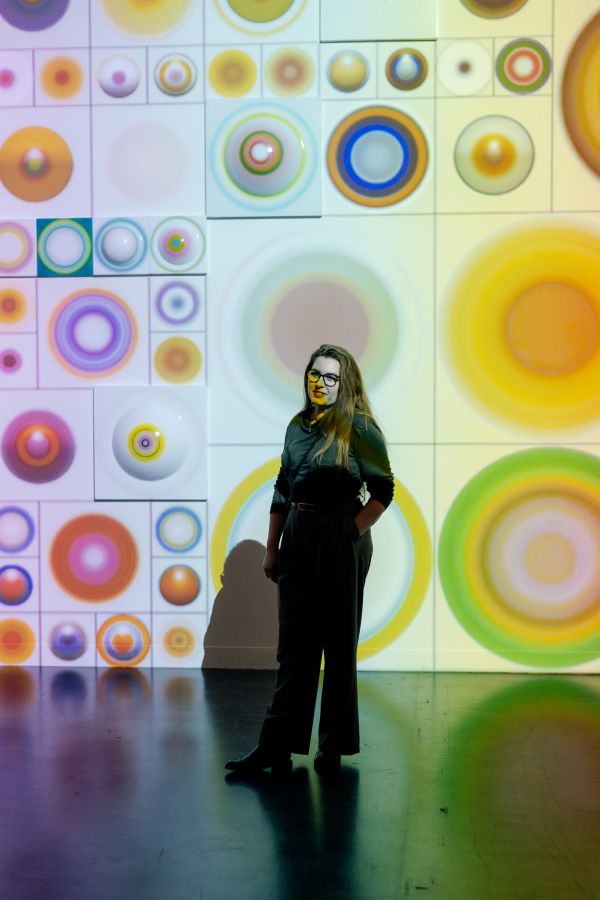 Wernisaż wystawy Stefan Knapp – alchemik i wizjoner [fot. Katarzyna Szymańska / Centrum Sztuki Współczesnej "Znaki Czasu" w Toruniu] Kliknij, aby powiększyć zdjęcie