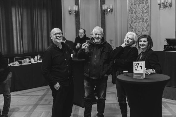 Sesja naukowa [Jakub Wawrzak] Kliknij, aby powiększyć zdjęcie