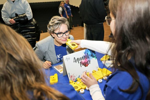  Kliknij, aby powiększyć zdjęcie