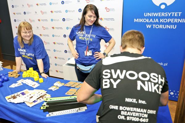  Kliknij, aby powiększyć zdjęcie