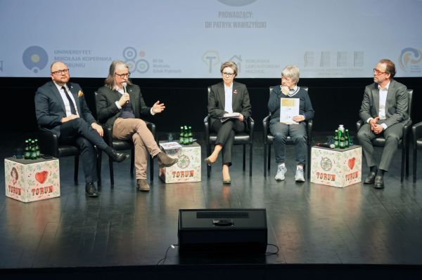 Konferencja ekspercka na temat koncepcji dzielnicy kreatywnej ISKRA [Andrzej Romański] Kliknij, aby powiększyć zdjęcie