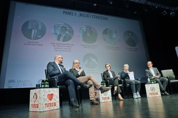 Konferencja ekspercka na temat koncepcji dzielnicy kreatywnej ISKRA [Andrzej Romański] Kliknij, aby powiększyć zdjęcie