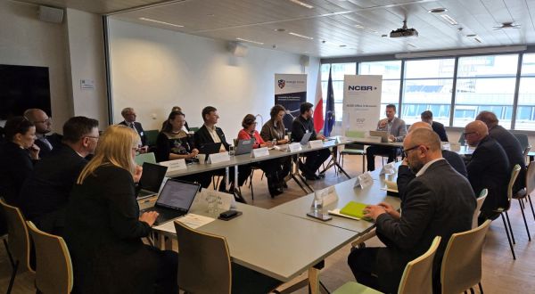 Kliknij, aby powiększyć zdjęcie