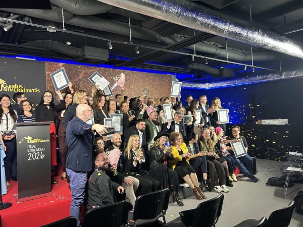 Wręczenie nagród w konkursie Genius Universitatis [fot. Nadesłane] Kliknij, aby powiększyć zdjęcie