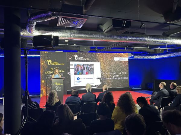 Wręczenie nagród w konkursie Genius Universitatis [fot. Nadesłane] Kliknij, aby powiększyć zdjęcie