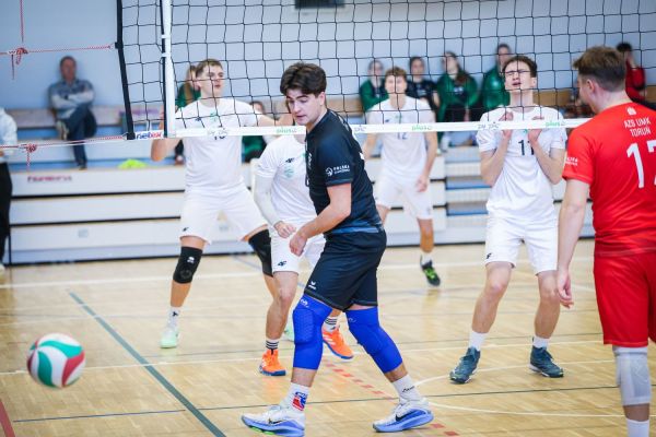 54. Turniej Kopernikański  w siatkówkę (13-15.03.2026, Uniwersyteckie Centrum Sportowe) [fot. Andrzej Romański] Kliknij, aby powiększyć zdjęcie