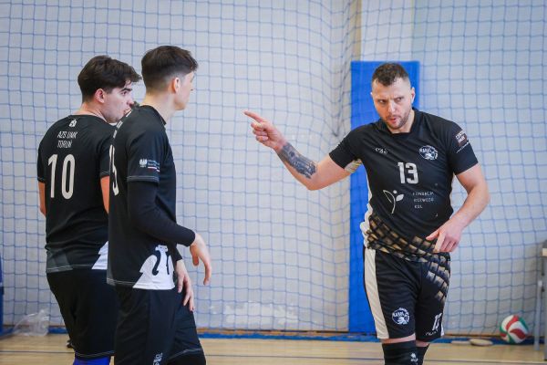 54. Turniej Kopernikański  w siatkówkę (13-15.03.2026, Uniwersyteckie Centrum Sportowe) [fot. Andrzej Romański] Kliknij, aby powiększyć zdjęcie