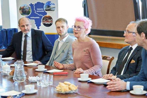 Spotkanie dotyczące działań RODM w województwach kujawsko-pomorskim i wielkopolskim [fot. Andrzej Romański] Kliknij, aby powiększyć zdjęcie