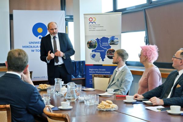 Spotkanie dotyczące działań RODM w województwach kujawsko-pomorskim i wielkopolskim [fot. Andrzej Romański] Kliknij, aby powiększyć zdjęcie