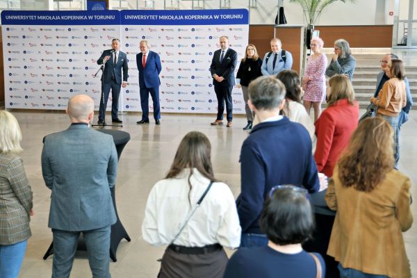  Kliknij, aby powiększyć zdjęcie