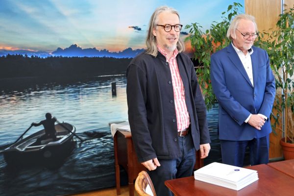  Click to enlarge image