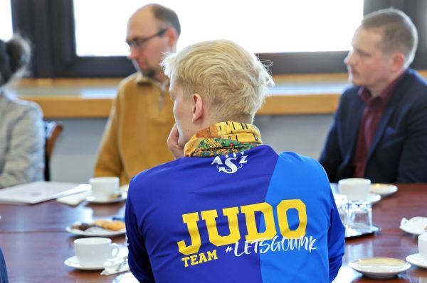  Click to enlarge image