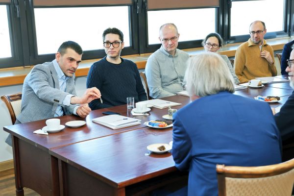  Click to enlarge image