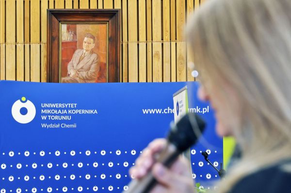 Wykład im prof. Antoniego Basińskiego prof. Teofila Jesionowskiego (Wydział Chemii, 8.04.2026) [fot. Andrzej Romański] Kliknij, aby powiększyć zdjęcie