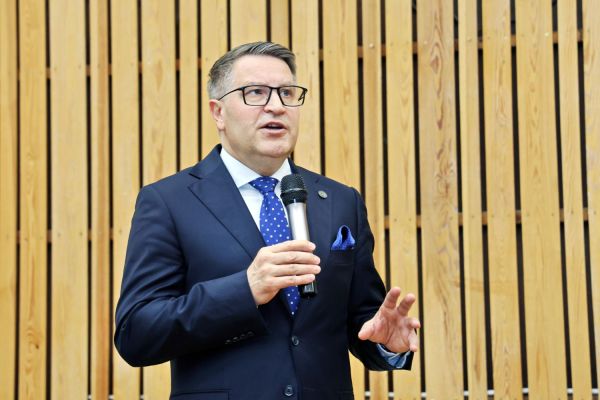 Wykład im prof. Antoniego Basińskiego prof. Teofila Jesionowskiego (Wydział Chemii, 8.04.2026) [fot. Andrzej Romański] Kliknij, aby powiększyć zdjęcie