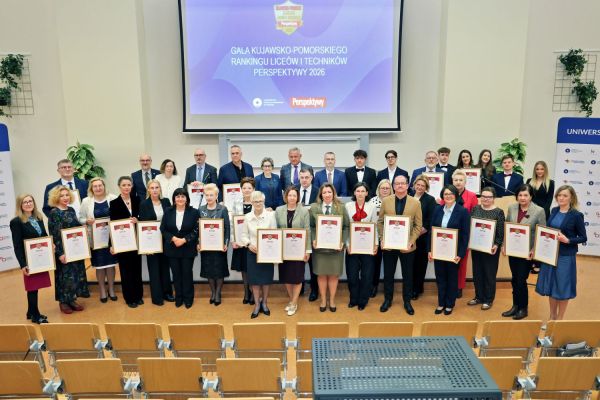 Gala Perspektyw Licea i Technika (Collegium Humanisticum, 15.04.2026) [fot. Andrzej Romański] Kliknij, aby powiększyć zdjęcie
