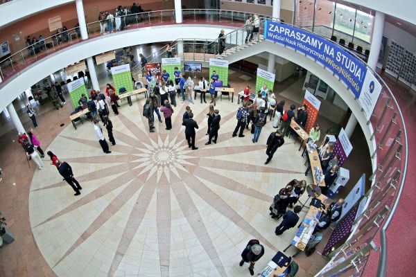 Gala Perspektyw Licea i Technika (Collegium Humanisticum, 15.04.2026) [fot. Andrzej Romański] Kliknij, aby powiększyć zdjęcie