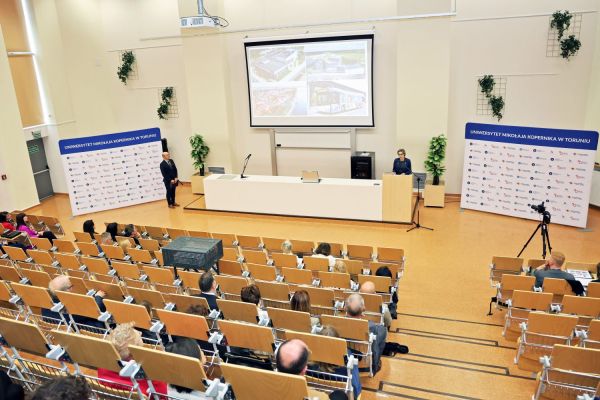 Gala Perspektyw Licea i Technika (Collegium Humanisticum, 15.04.2026) [fot. Andrzej Romański] Kliknij, aby powiększyć zdjęcie