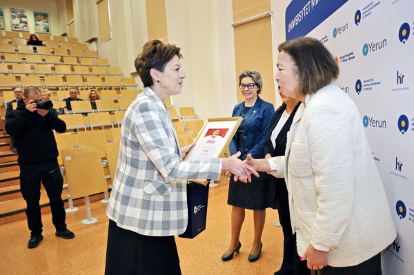 Gala Perspektyw Licea i Technika (Collegium Humanisticum, 15.04.2026) [fot. Andrzej Romański] Kliknij, aby powiększyć zdjęcie
