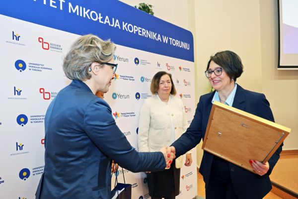 Gala Perspektyw Licea i Technika (Collegium Humanisticum, 15.04.2026) [fot. Andrzej Romański] Kliknij, aby powiększyć zdjęcie