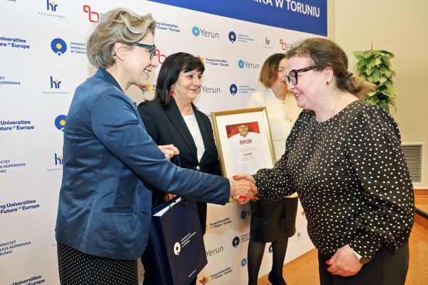 Gala Perspektyw Licea i Technika (Collegium Humanisticum, 15.04.2026) [fot. Andrzej Romański] Kliknij, aby powiększyć zdjęcie