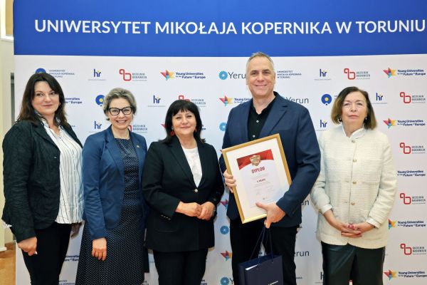 Gala Perspektyw Licea i Technika (Collegium Humanisticum, 15.04.2026) [fot. Andrzej Romański] Kliknij, aby powiększyć zdjęcie