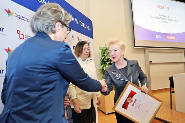 Gala Perspektyw Licea i Technika (Collegium Humanisticum, 15.04.2026) [fot. Andrzej Romański] Kliknij, aby powiększyć zdjęcie