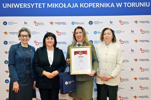 Gala Perspektyw Licea i Technika (Collegium Humanisticum, 15.04.2026) [fot. Andrzej Romański] Kliknij, aby powiększyć zdjęcie