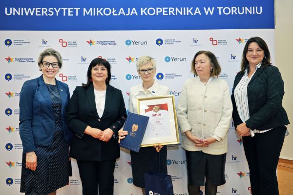 Gala Perspektyw Licea i Technika (Collegium Humanisticum, 15.04.2026) [fot. Andrzej Romański] Kliknij, aby powiększyć zdjęcie