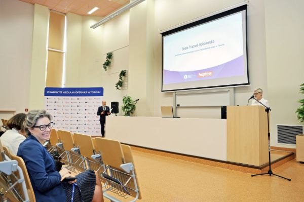 Gala Perspektyw Licea i Technika (Collegium Humanisticum, 15.04.2026) [fot. Andrzej Romański] Kliknij, aby powiększyć zdjęcie